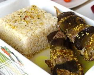 Баранина с баклажанами в мультиварке