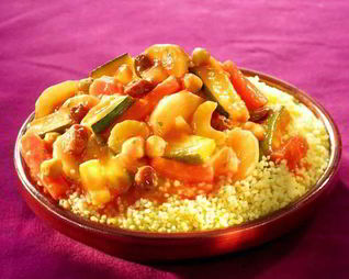 Баранина с тушеными овощами и кускусом