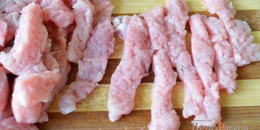 бефстроганов из свинины в сметане