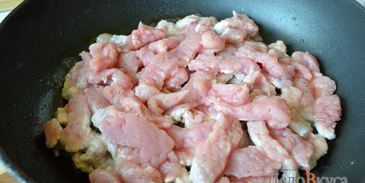 бефстроганов из свинины в сметане