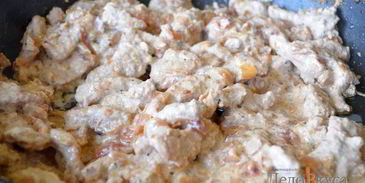 бефстроганов из свинины в сметане