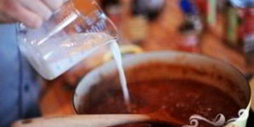 говядина в болонском соусе