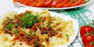 говядина в подливе