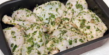 куриные окорочка в маринаде из кинзы