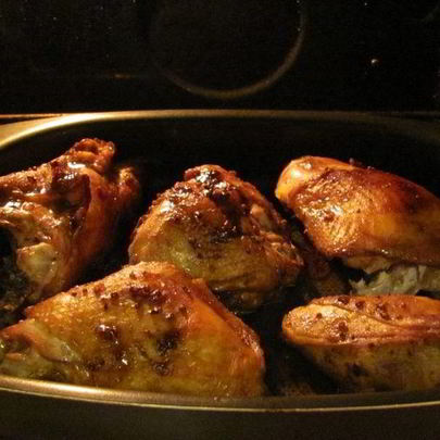 Курица кусочками в соусе в духовке