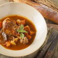 Рецепт Курицы под белым соусом с овощами