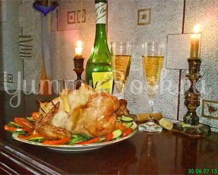 Курица запеченная, фаршированная рисом