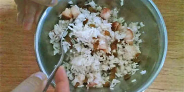 курица запеченная, фаршированная рисом