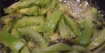 свинина с фруктами и конфитюром из киви