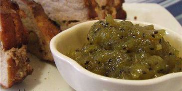 свинина с фруктами и конфитюром из киви