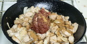 тушеное мясо с черносливом