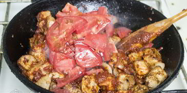 тушеное мясо с черносливом