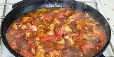 тушеное мясо с черносливом