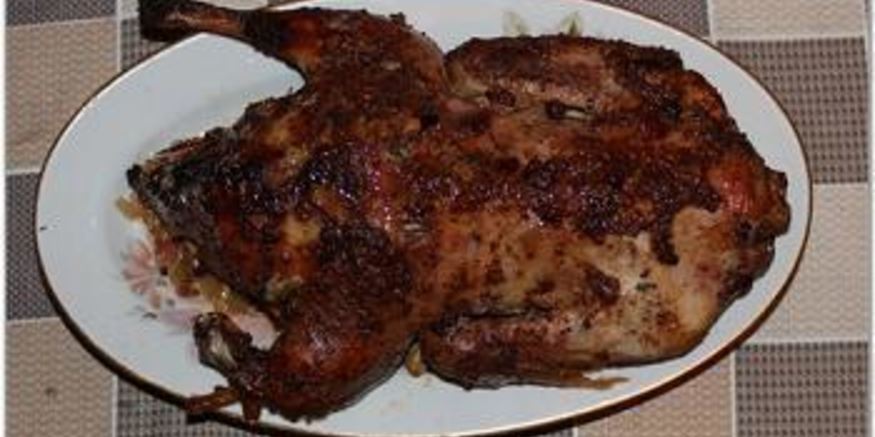 Рецепт утки, фаршированной свининой и клюквой