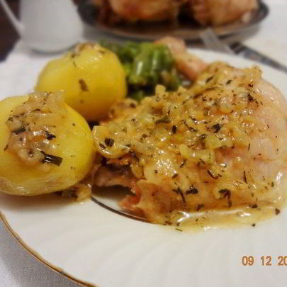 Запеченная курица с эстрагоновым соусом