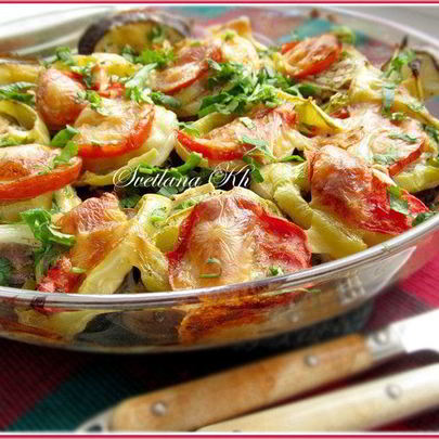 Баклажаны с мясом и овощами