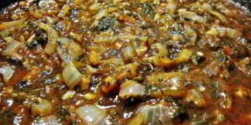 баклажаны в казане с курицей