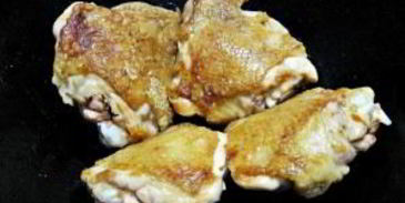 баклажаны в казане с курицей