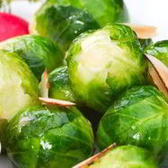 Рецепт Брюссельской капусты с лимонным соком и миндалем