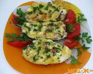 Фаршированные баклажаны в мультиварке