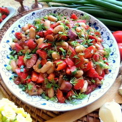 Фасоль в чесночно-имбирном соусе