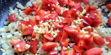 фасоль в чесночно-имбирном соусе