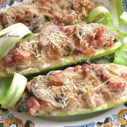 Кабачки, фаршированные грибами