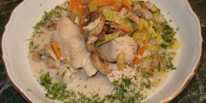 Рецепт кабачков с курицей и грибами