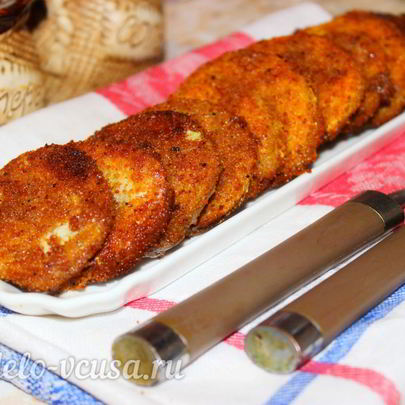 Кабачки, жаренные в сухарях