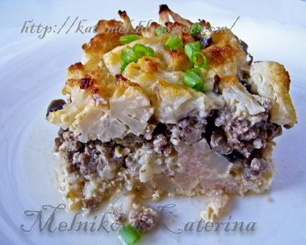 Мусака из цветной капусты с мясом и грибами