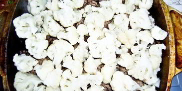 мусака из цветной капусты с мясом и грибами