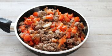 мусака с фаршем и картофелем