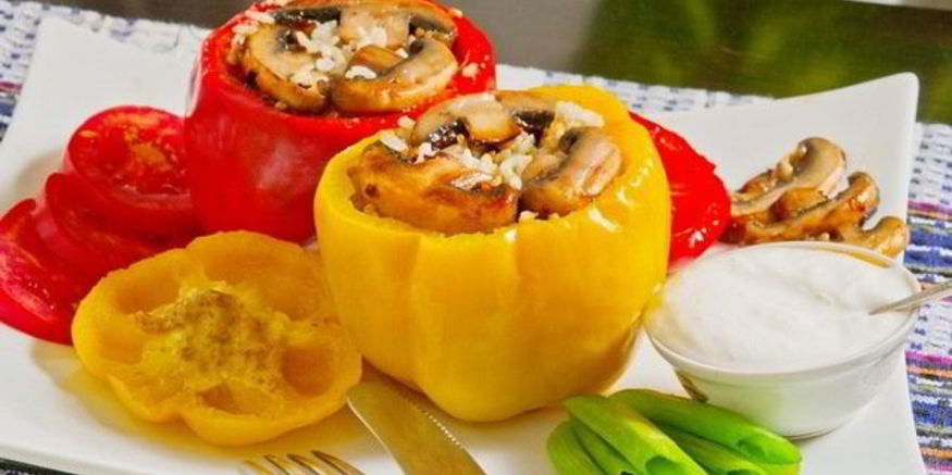 Рецепт перца, фаршированного грибами и рисом