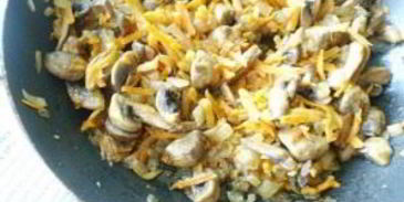 перец, фаршированный грибами и рисом