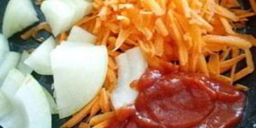 перец, фаршированный грибами и рисом