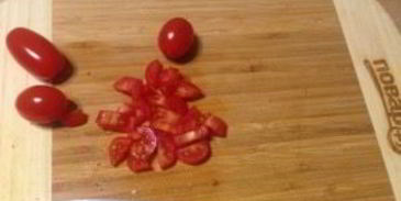 перец, запеченный с пастой, грибами и сыром