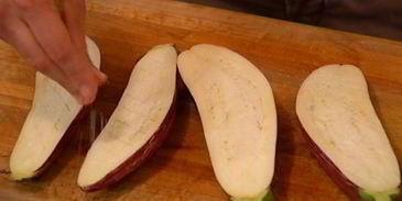 пряные баклажаны с миндальной начинкой