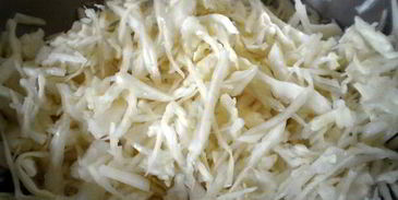 тушеная капуста с яблоками