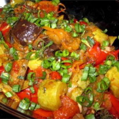 Тушеные овощи в утятнице