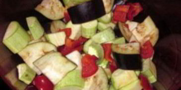 тушеные овощи в утятнице