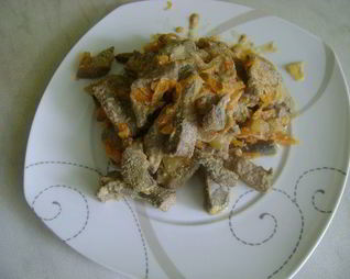 Диетическая печень по-строгановски