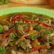 Рецепт Говяжьей печени по-домашнему с луком и перцем