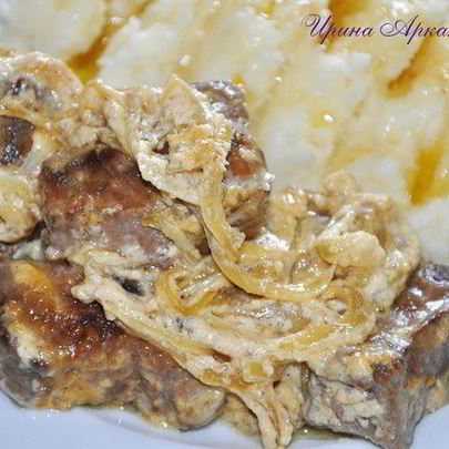 Говяжья печень под сметанно-горчичным соусом