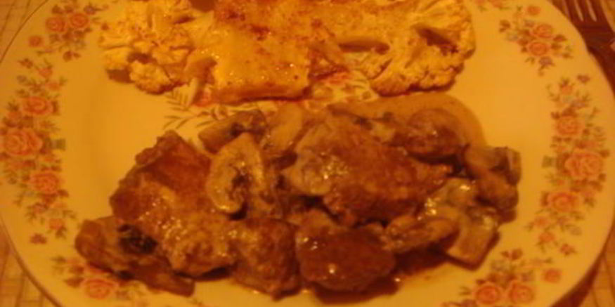 Рецепт говяжьей печени с грибным соусом