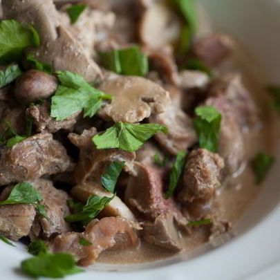 Куриная печень с грибами