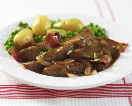 Куриная печень с луком и морковью