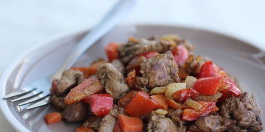 Рецепт куриной печени с овощами