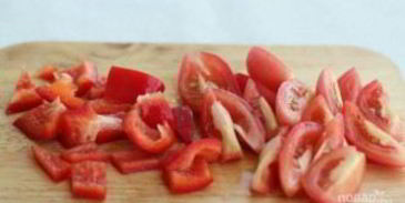 куриная печень с овощами