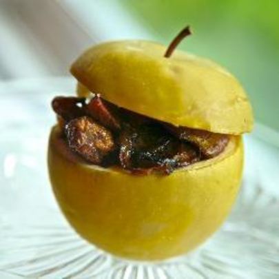 Куриная печень с яблоком