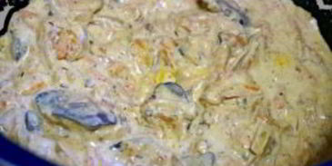 куриная печень в сметанном соусе